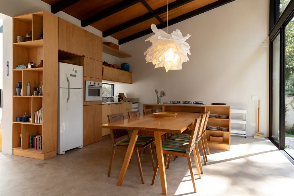 linda-casa-de-campo-fica-em-meio-as-araucarias-de-campos-do-jordao-arkitito-19 Linda casa de campo fica em meio às araucárias de Campos do Jordão. Projeto de ARKITITO Arquitetura.