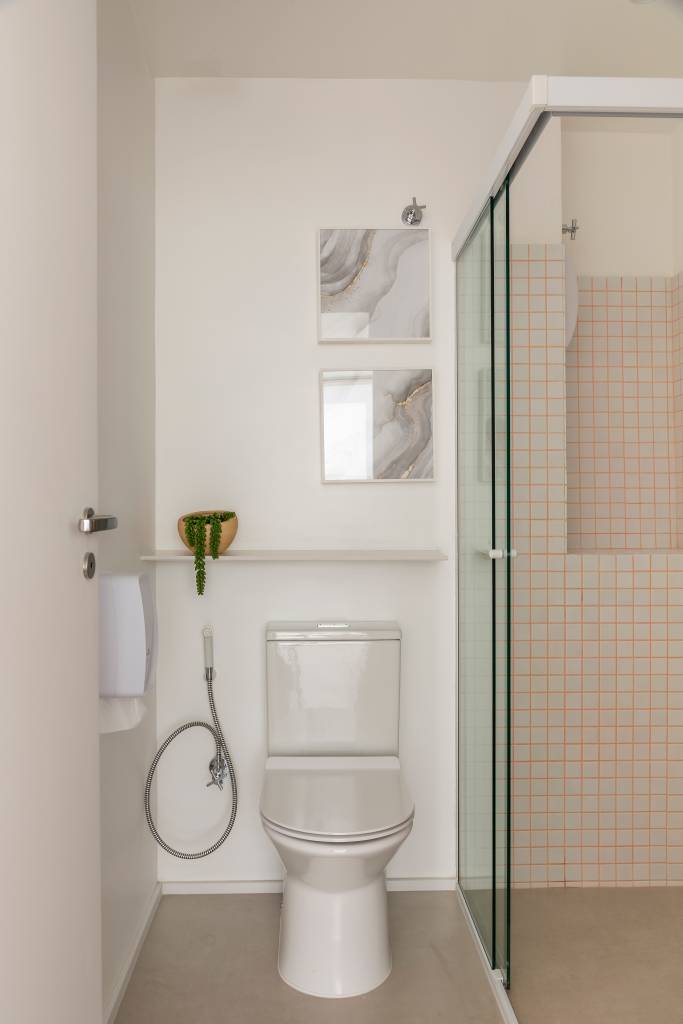 voce-sabe-a-importancia-de-escolher-o-vaso-sanitario-correto-rawi-arquitetura-05-banheiro-pequeno Você sabe a importância de escolher o vaso sanitário correto para seu banheiro? Rawi Arquitetura + Design.