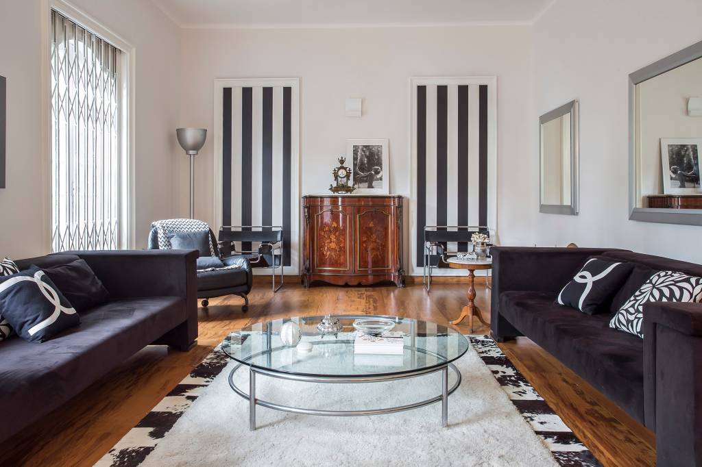 sobrado-centenario-em-sao-paulo-surpreende-com-mix-de-colonial-e-moderno-camila-palladino-05 Sobrado centenário em São Paulo surpreende com mix de colonial e moderno. Projeto de Camila Palladino.