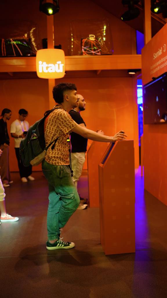 confira-todos-os-detalhes-do-pavilhao-do-itau-no-tha-town-2025-01 Confira todos os detalhes do Pavilhão do Itaú no Tha Town 2025