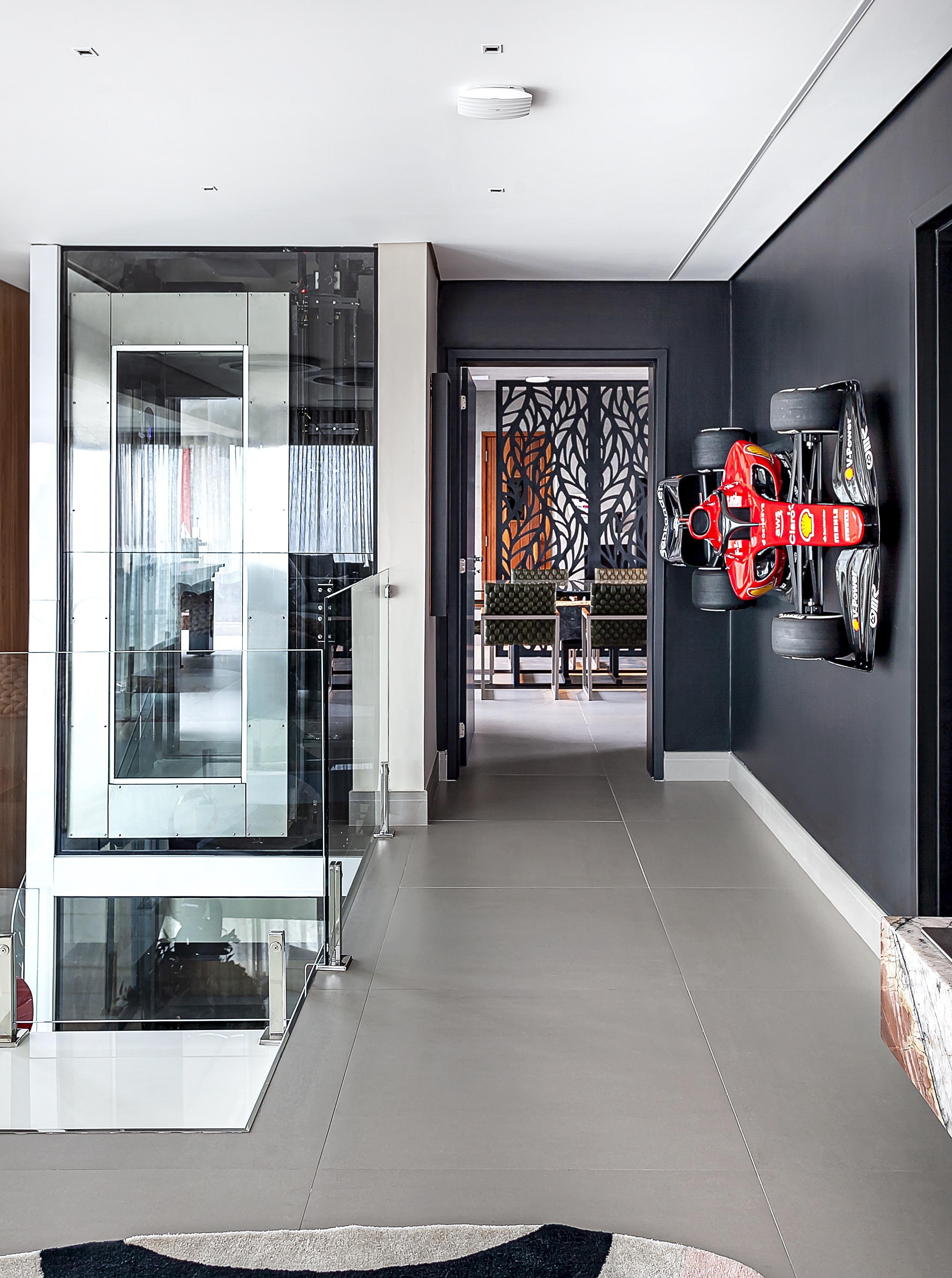 8 possibilidades diferentes de usar o vermelho na decoração. Projeto de Cristiane Schiavoni.