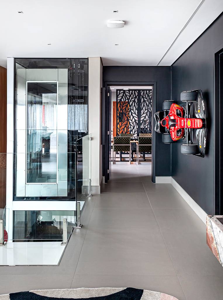 8 possibilidades diferentes de usar o vermelho na decoração. Projeto de Cristiane Schiavoni.