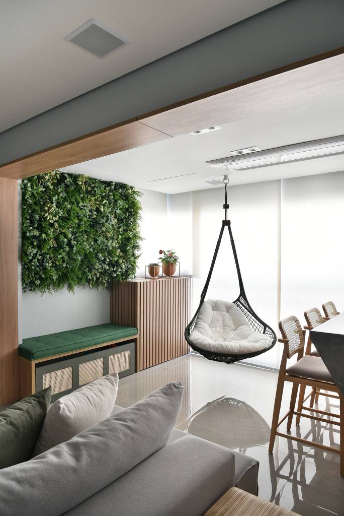 Como escolher bancos para cada ambiente: arquiteta compartilha insights e projetos. Projeto de Rosangela Pena.