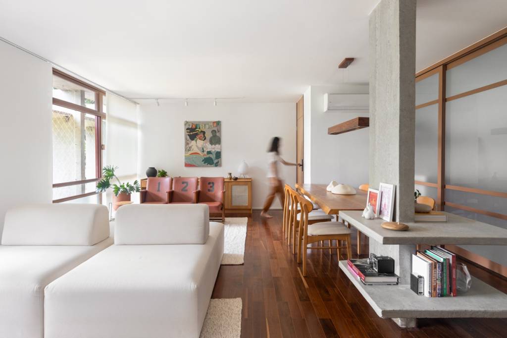 Apartamento destaca arquitetura modernista com pitada nipo-brasileira. Apartamento Oriente Coda Arquitetura