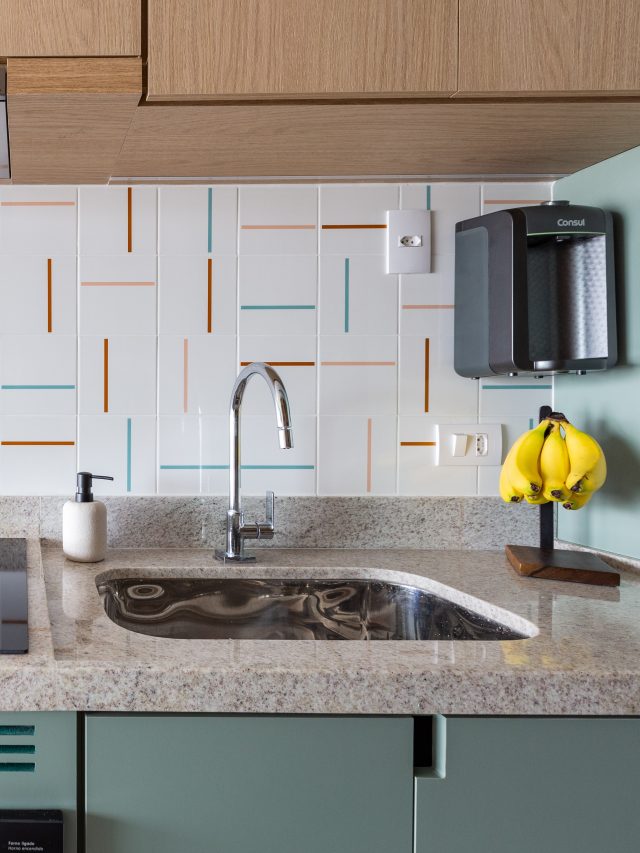 Capa de: Backsplash traz praticidade e personalidade às cozinhas