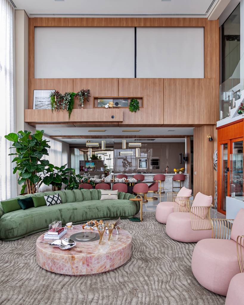 5 soluções para aplicar recursos de áudio e vídeo no projeto de interiores. Projetos Cristiane Schiavoni