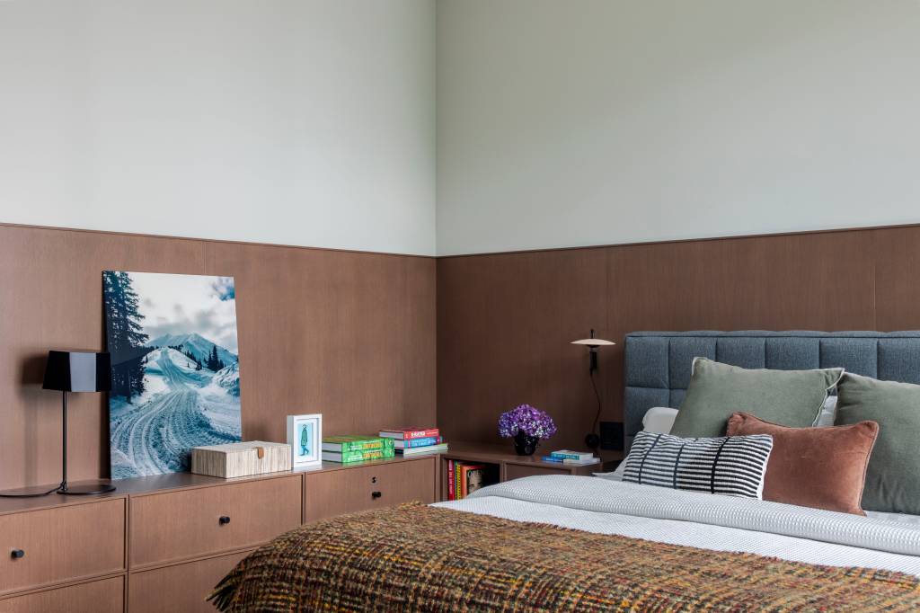 Apartamento em Miami tem duas varandas e estilo contemporâneo cozy. Projeto de interiores de Daniela Saliba.